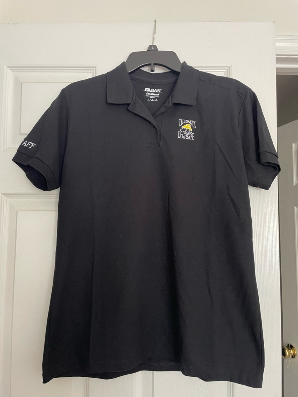 NWOT Women’s salty dog cafe embroidered polo size L